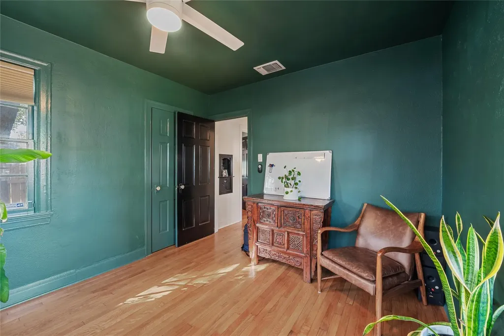 1016 E 43rd Street Austin TX 78751