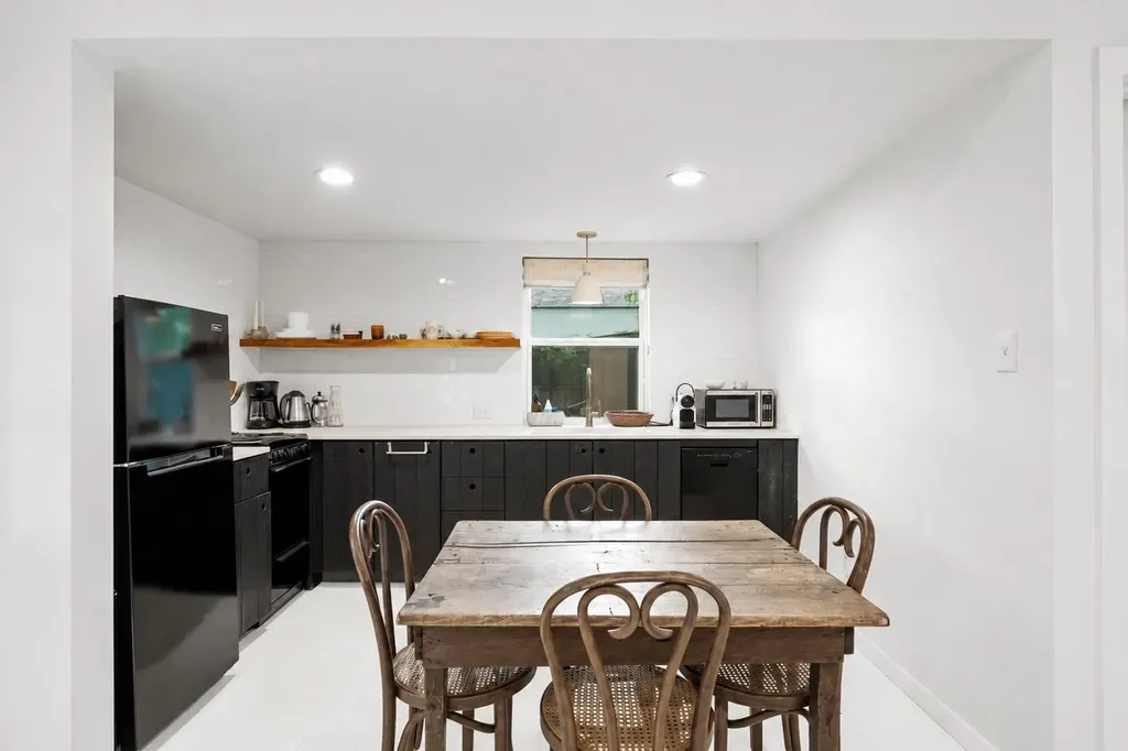1016 E 43rd Street Austin TX 78751
