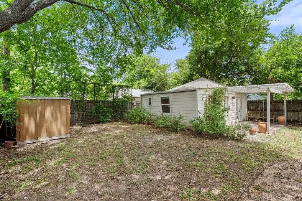 1016 E 43rd Street Austin TX 78751