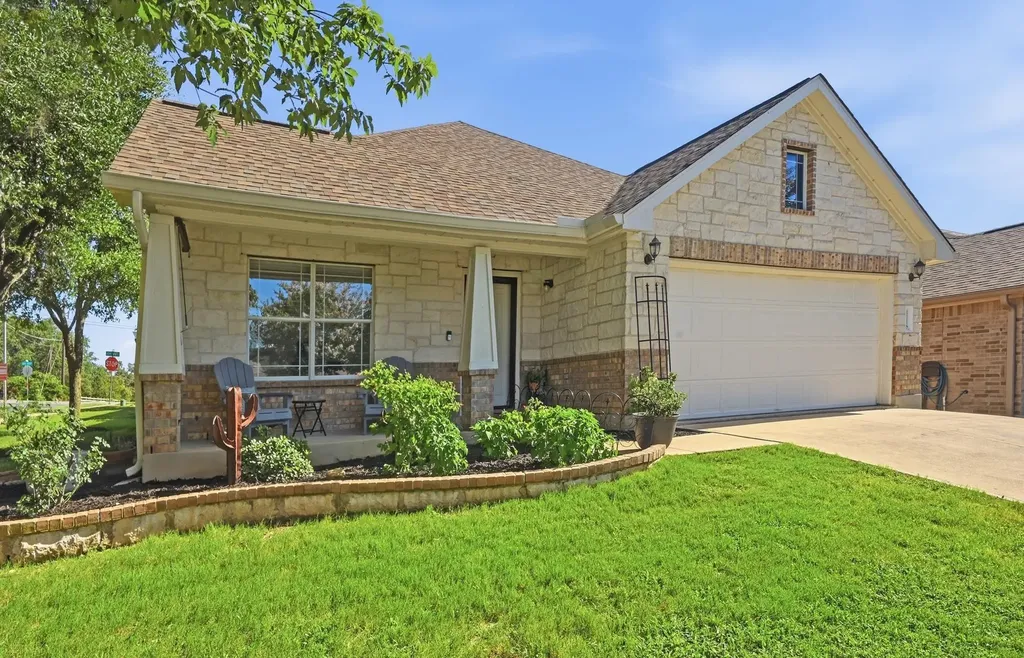 1118 Giberson Way Buda TX 78610