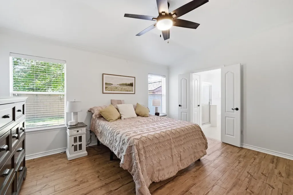 1118 Giberson Way Buda TX 78610