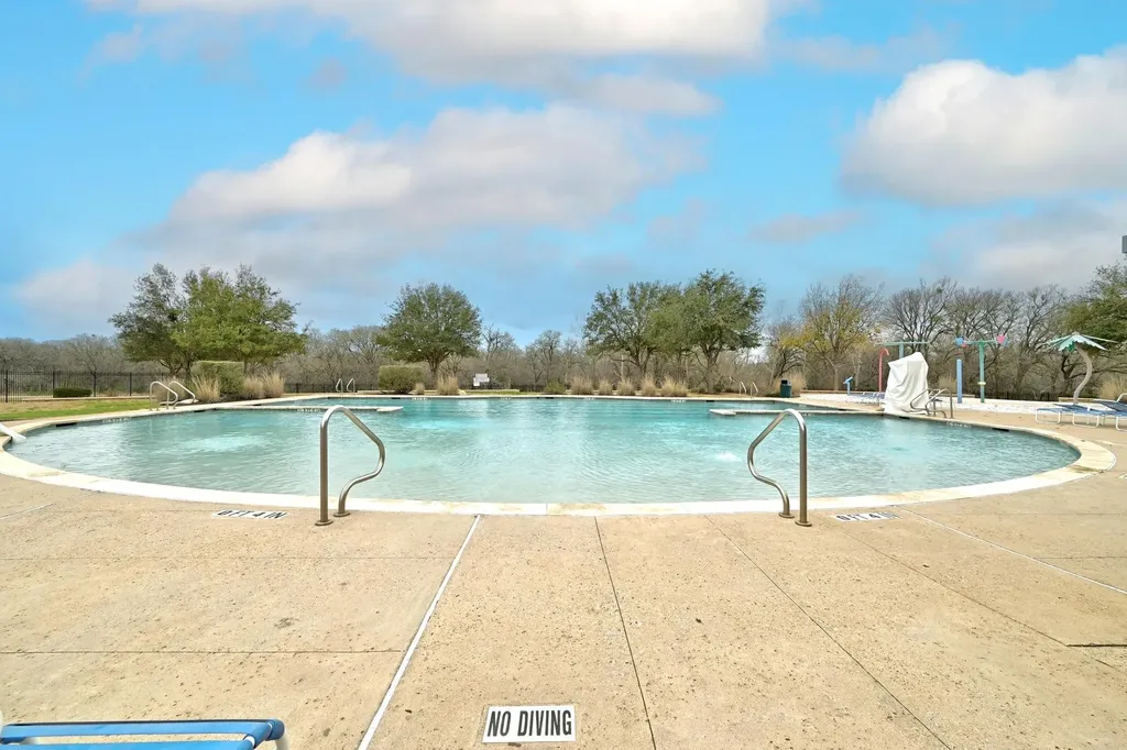 1118 Giberson Way Buda TX 78610