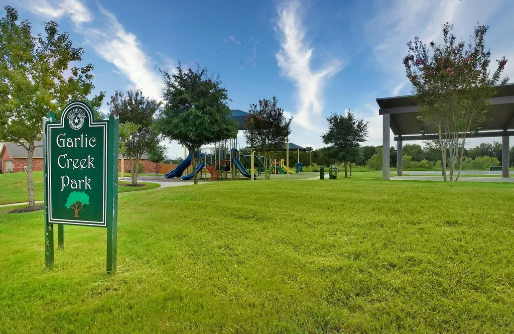 1118 Giberson Way Buda TX 78610
