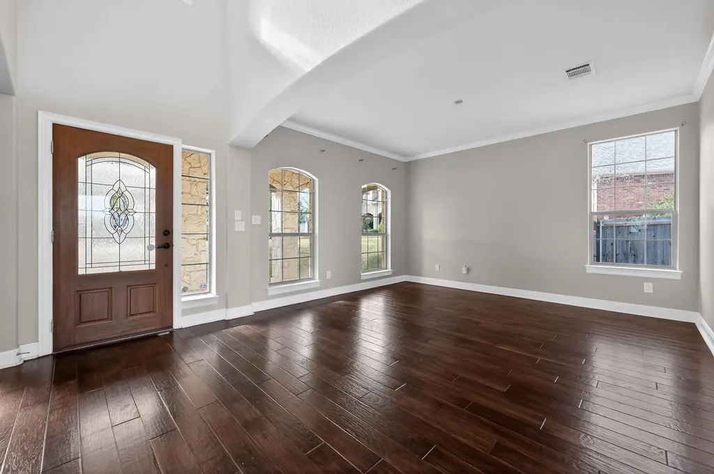 5801 Leckrone Cove Austin TX 78735
