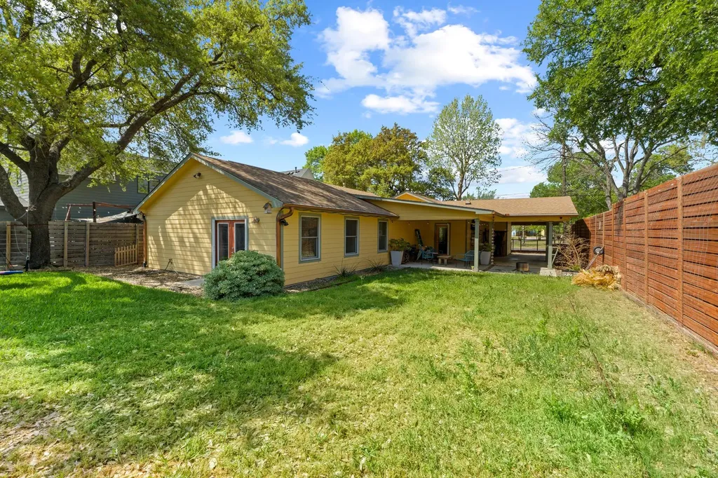 7501 Grover Avenue Austin TX 78757