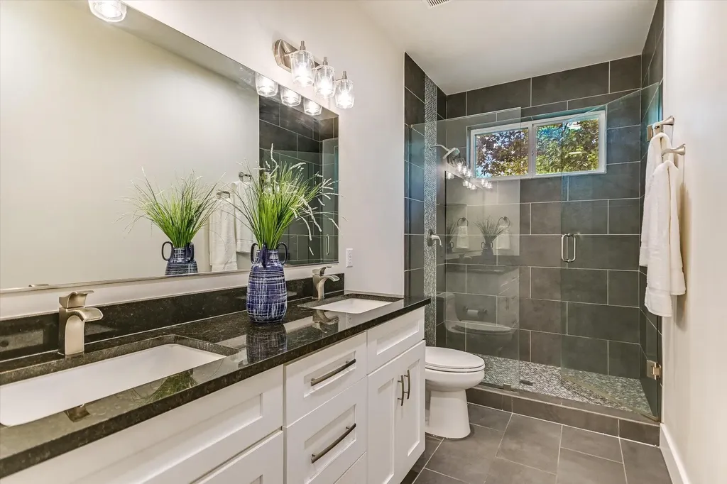 5102 Martin Avenue Austin TX 78751