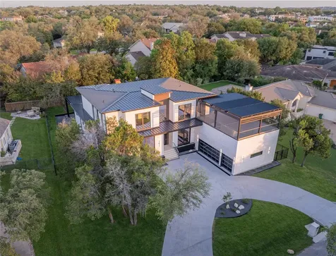 614 Robin Dale Drive Lakeway TX 78734