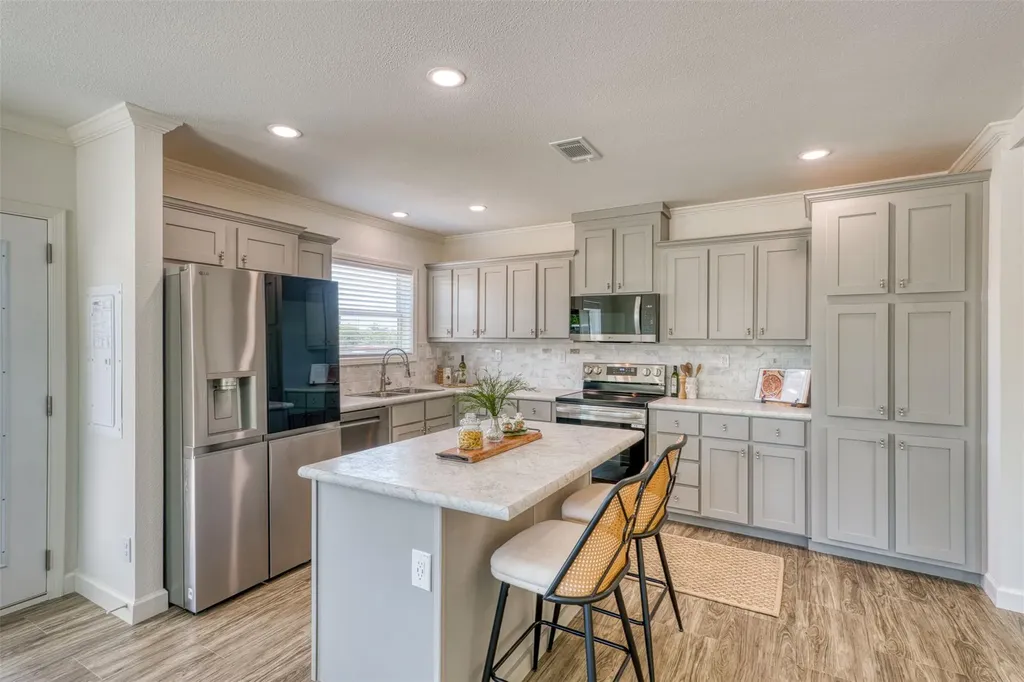 1200 E Green Street Llano TX 78643