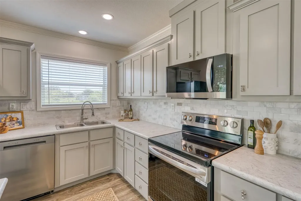 1200 E Green Street Llano TX 78643