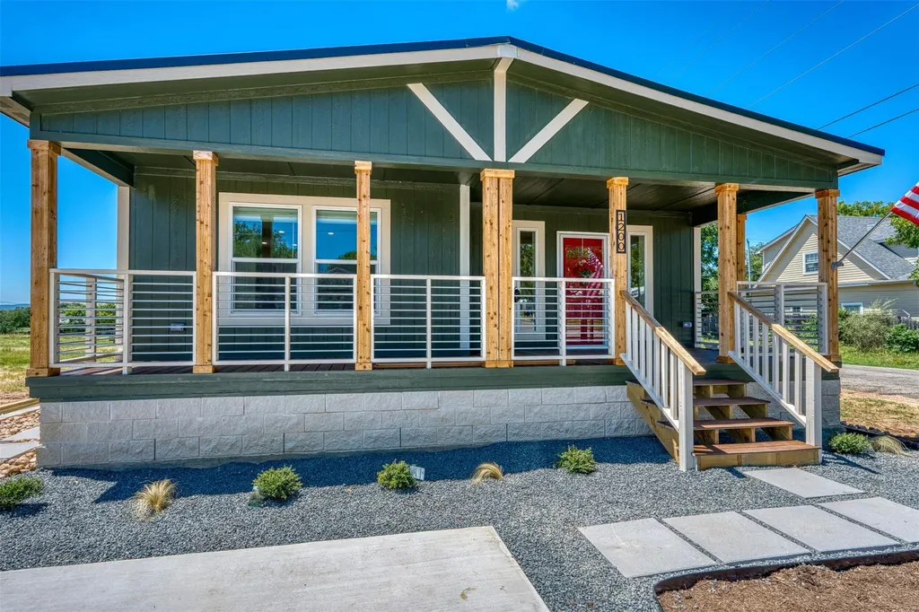 1200 E Green Street Llano TX 78643