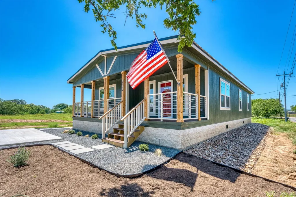 1200 E Green Street Llano TX 78643