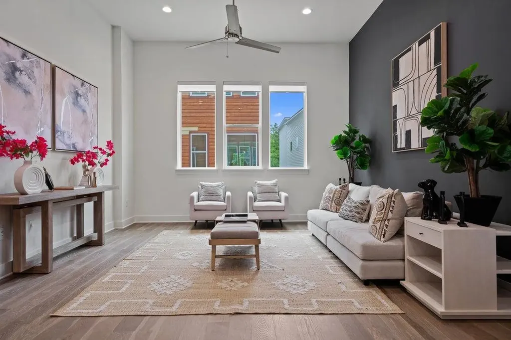 2505 Bluebonnet Avenue Austin TX 78704