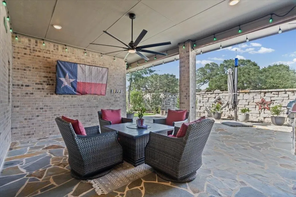 221 Iron Creek Way Kyle TX 78640