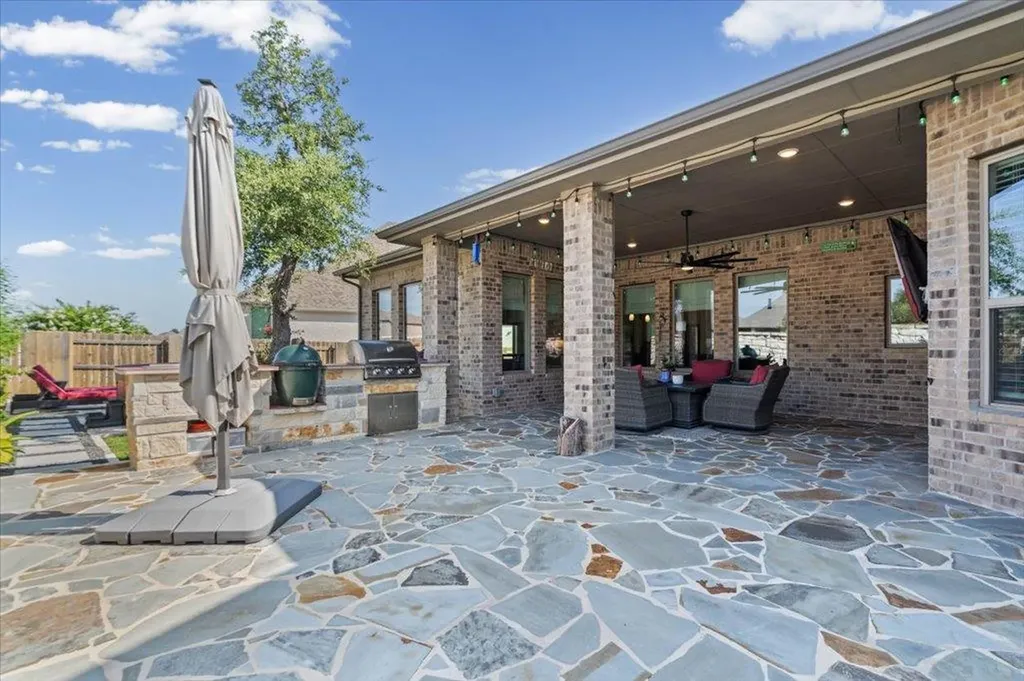 221 Iron Creek Way Kyle TX 78640