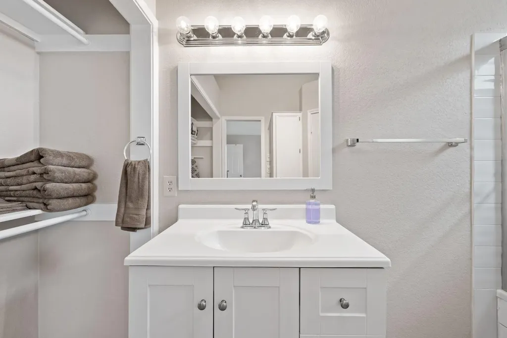 2109 Mimosa Trail Round Rock TX 78664
