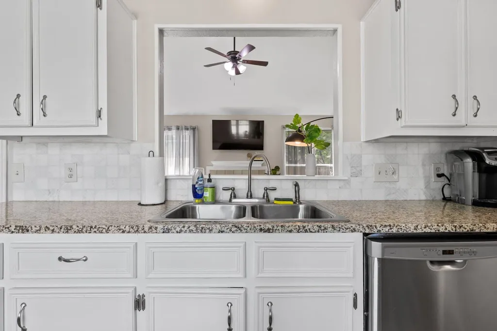 2109 Mimosa Trail Round Rock TX 78664