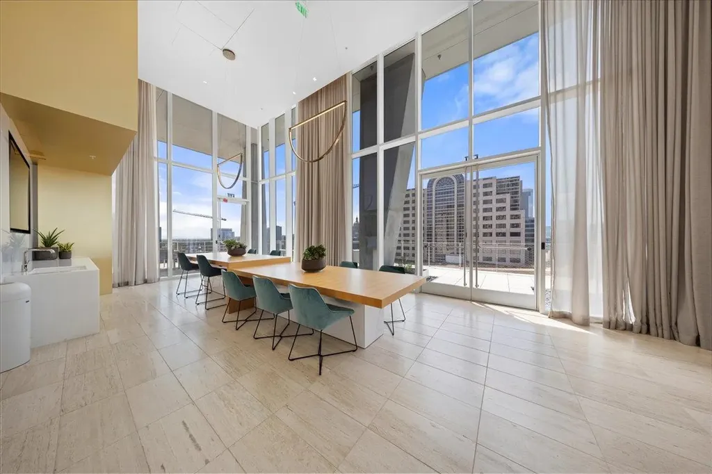 313 W 17th Street Austin TX 78701