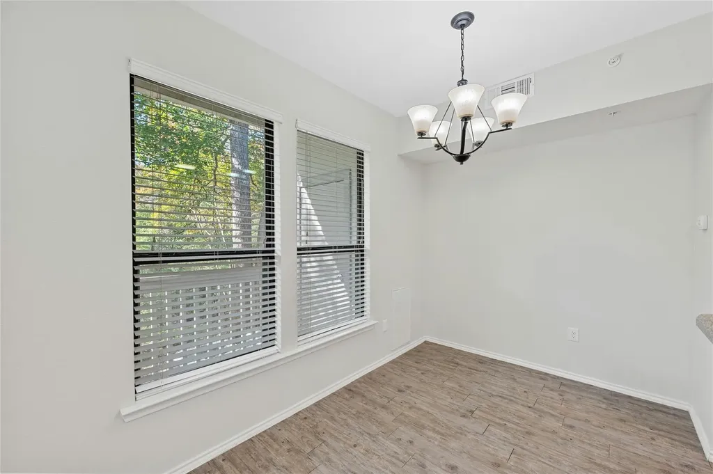 3839 Dry Creek Drive Austin TX 78731