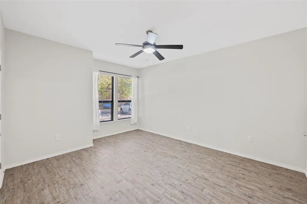 3839 Dry Creek Drive Austin TX 78731
