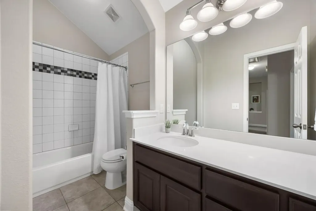 5221 Rain Lily Drive Austin TX 78739