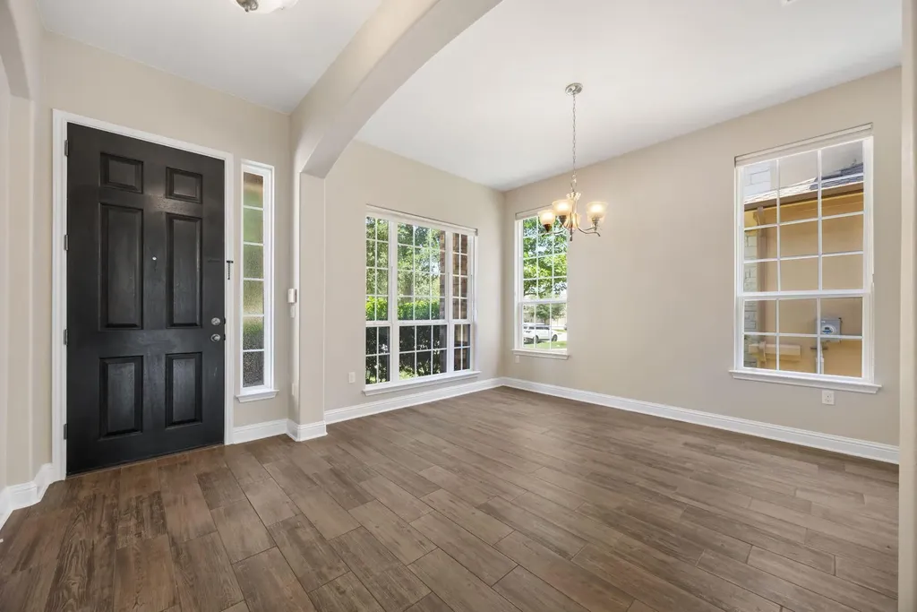 5221 Rain Lily Drive Austin TX 78739