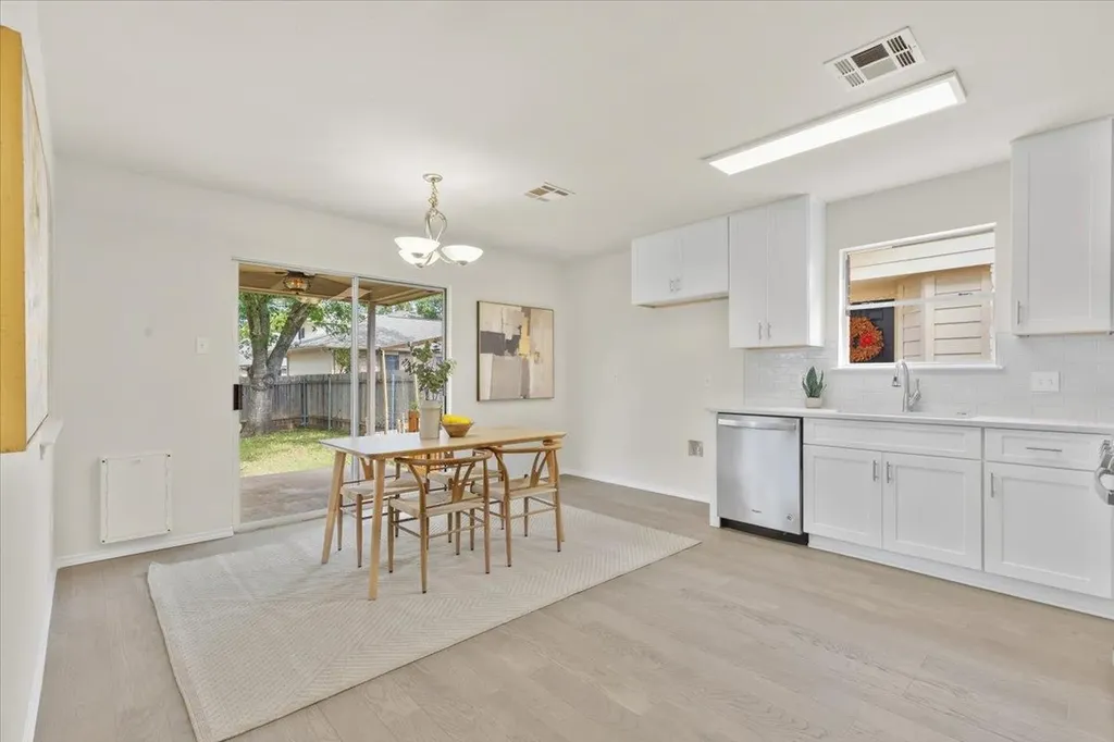 11313 Pardoners Tale Lane Austin TX 78748