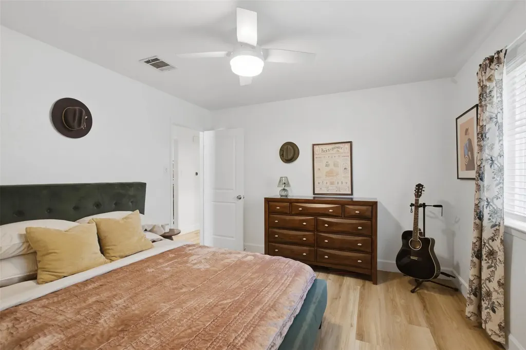 7703 Keswick Drive Austin TX 78745