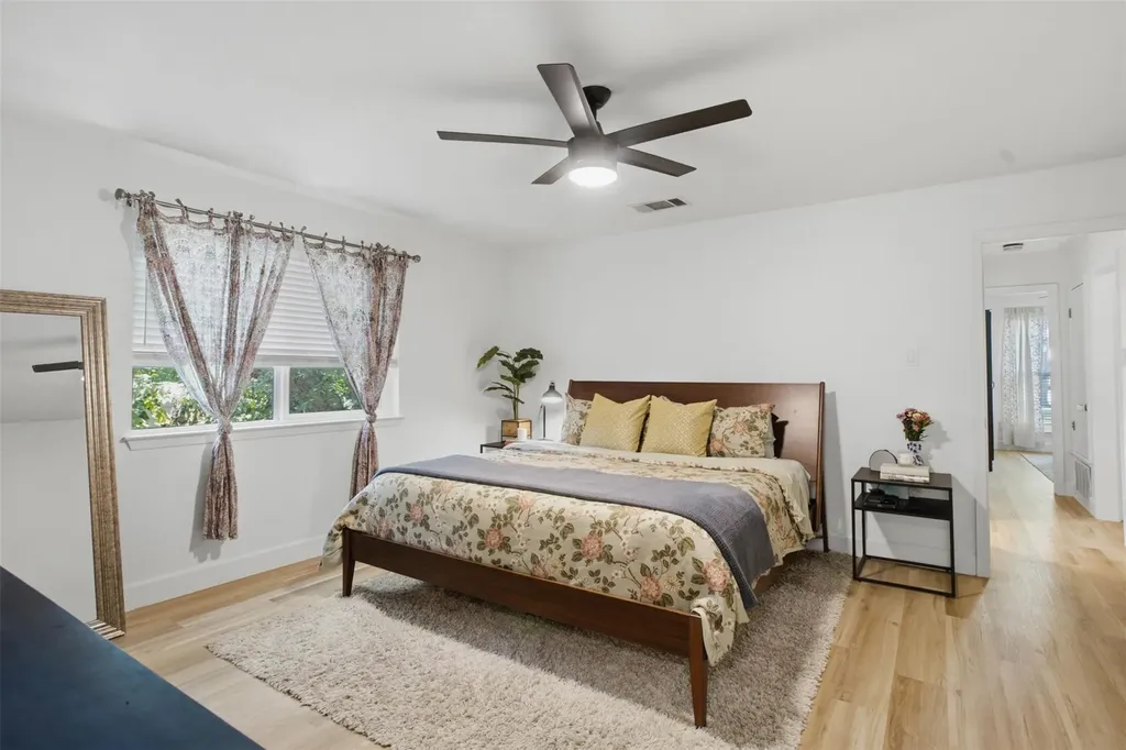 7703 Keswick Drive Austin TX 78745