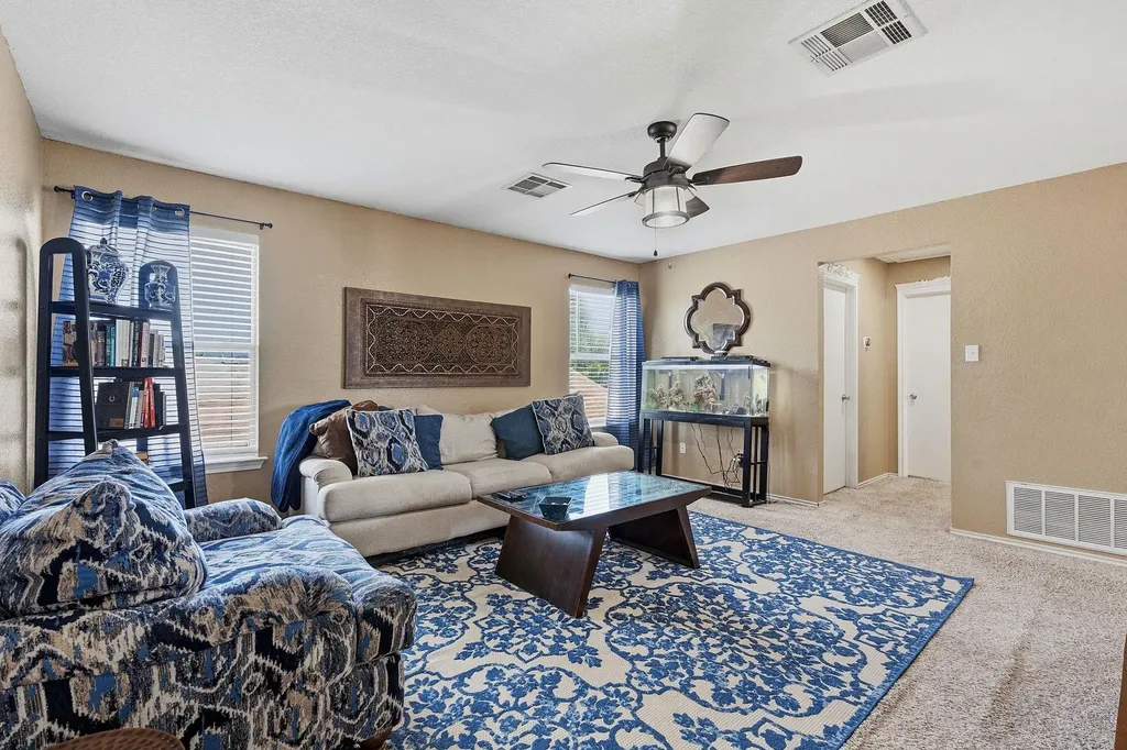 12800 Wedding Drive Manor TX 78653