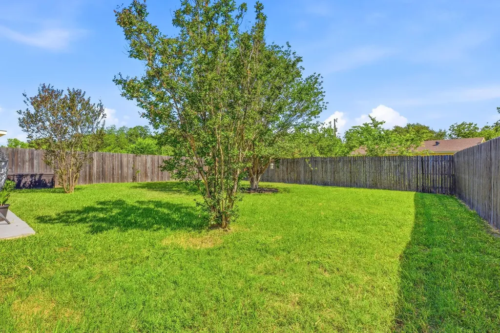 12800 Wedding Drive Manor TX 78653