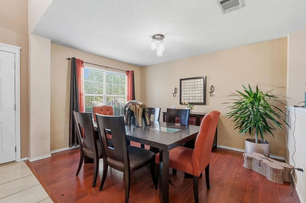12800 Wedding Drive Manor TX 78653