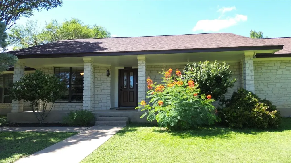3804 Oak Meadow Drive Round Rock TX 78681