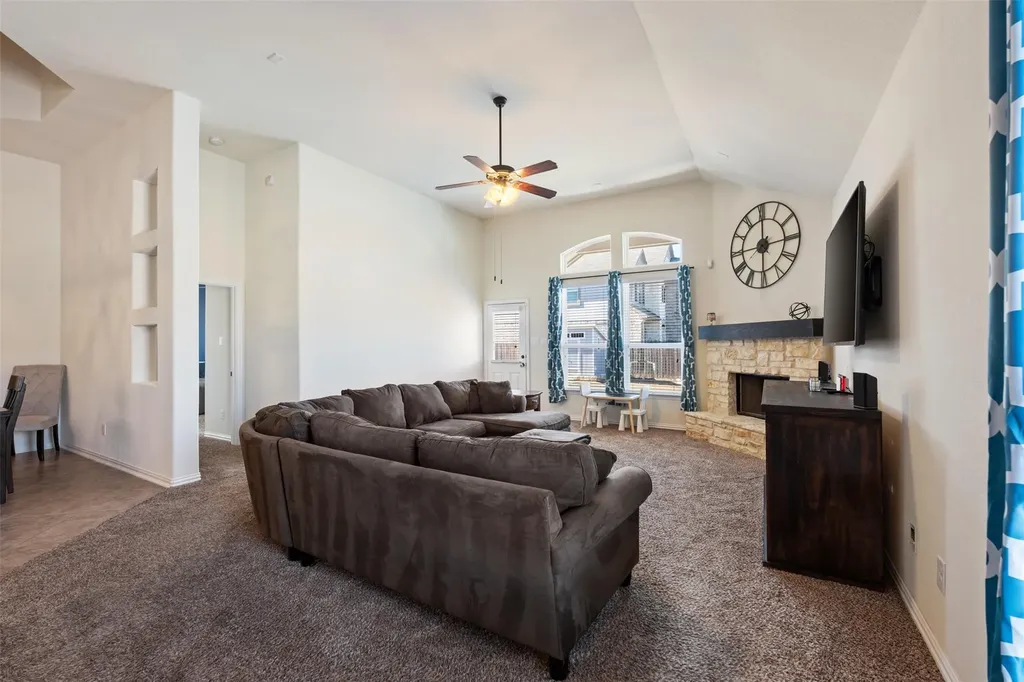 605 Palmilla Street Leander TX 78641