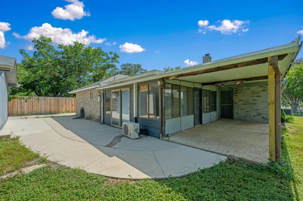 4007 Meadowlark Avenue San Antonio TX 78210