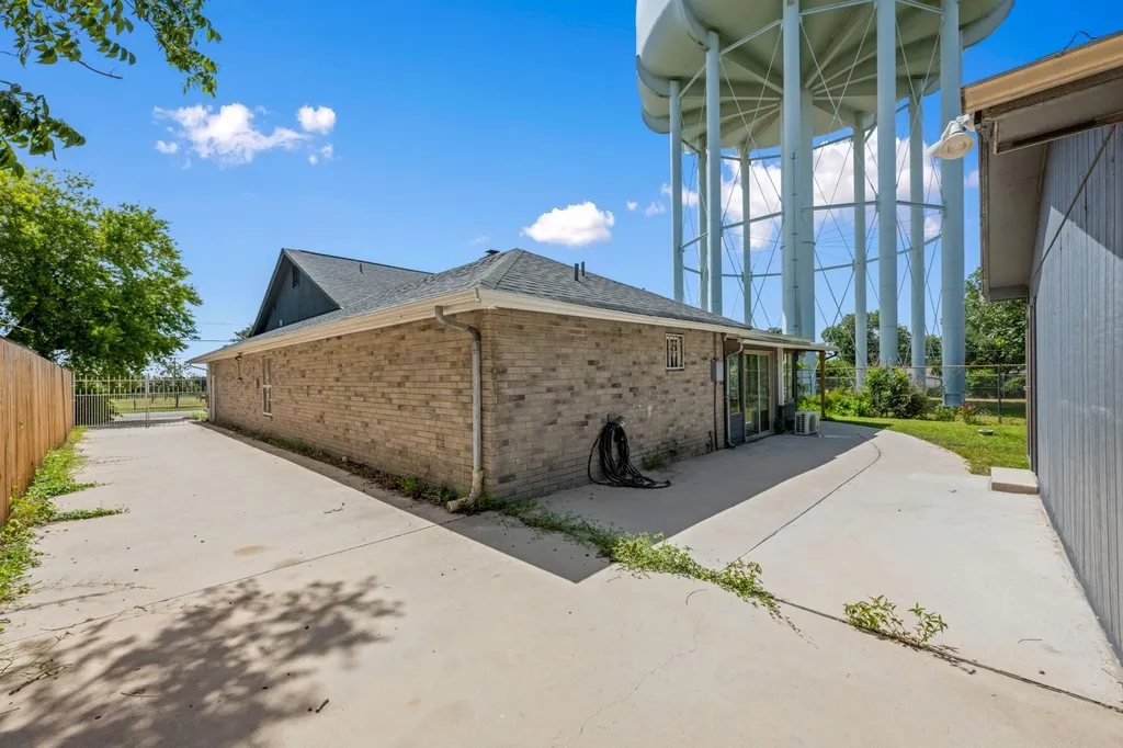 4007 Meadowlark Avenue San Antonio TX 78210