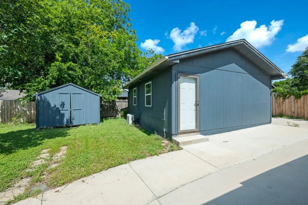 4007 Meadowlark Avenue San Antonio TX 78210