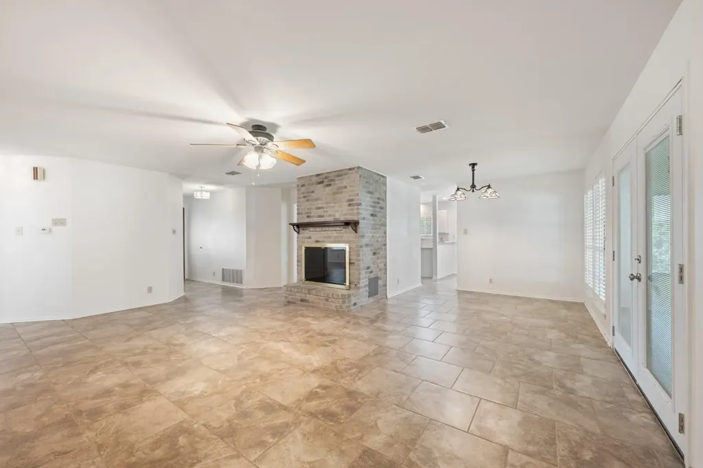 4007 Meadowlark Avenue San Antonio TX 78210