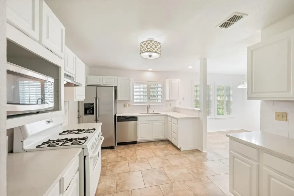 4007 Meadowlark Avenue San Antonio TX 78210