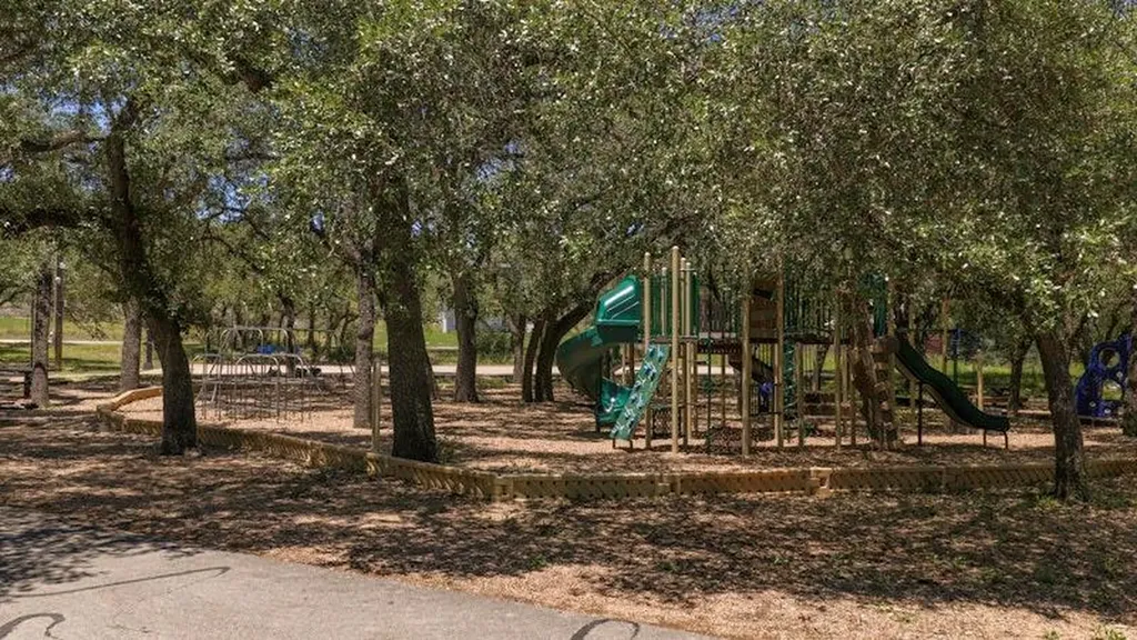 506 Ronay Drive N Spicewood TX 78669
