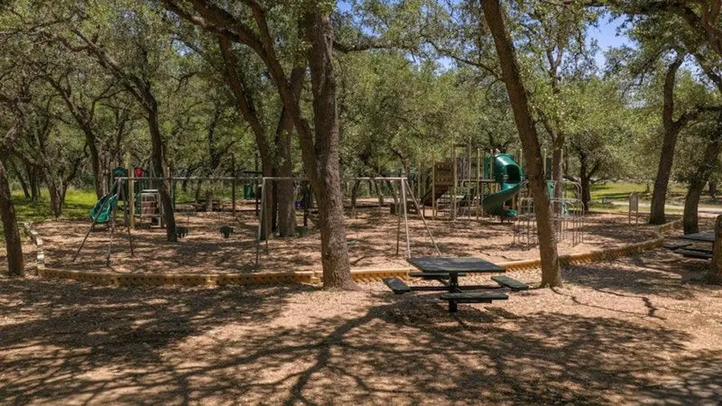 506 Ronay Drive N Spicewood TX 78669
