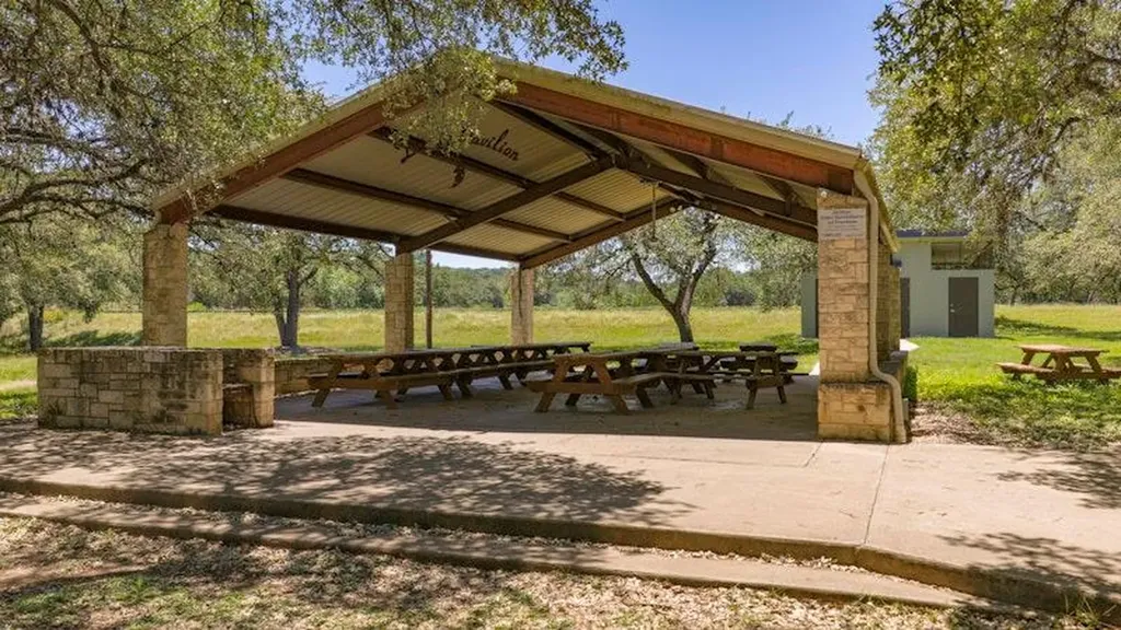 506 Ronay Drive N Spicewood TX 78669