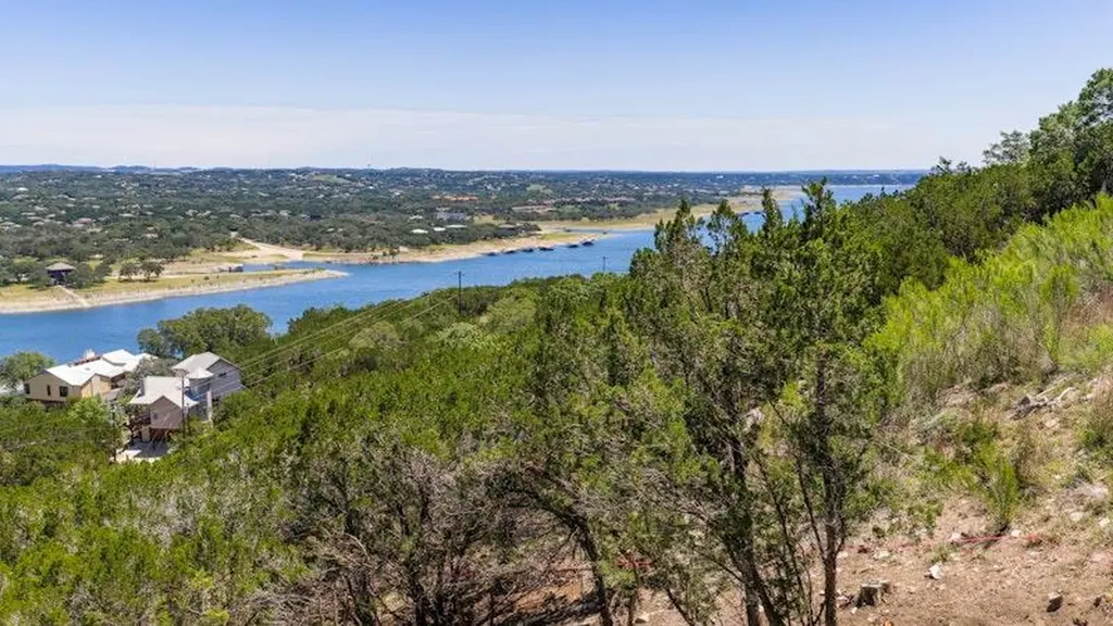 506 Ronay Drive N Spicewood TX 78669