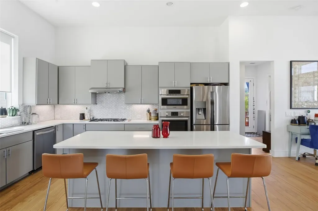 6216 Toscana Avenue Austin TX 78724