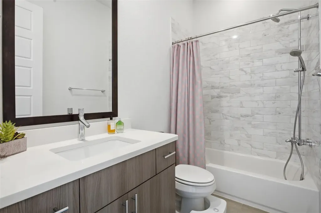 6216 Toscana Avenue Austin TX 78724