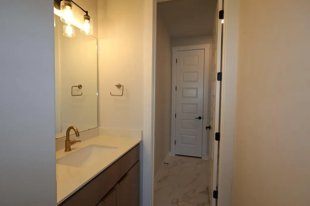 221 Mcmillian Drive Liberty Hill TX 78642
