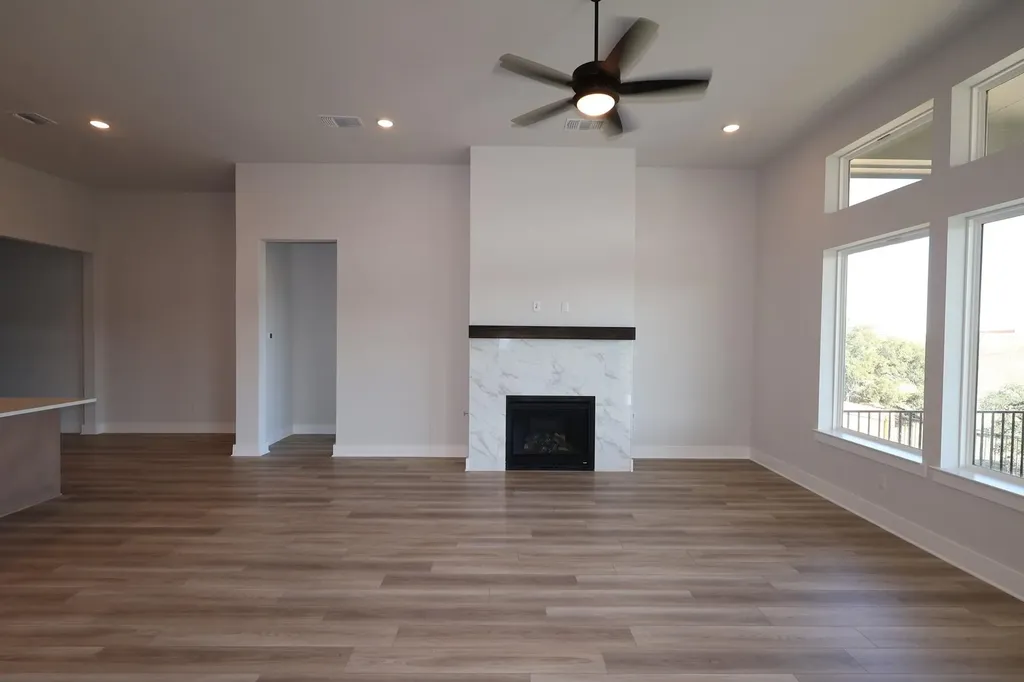 221 Mcmillian Drive Liberty Hill TX 78642