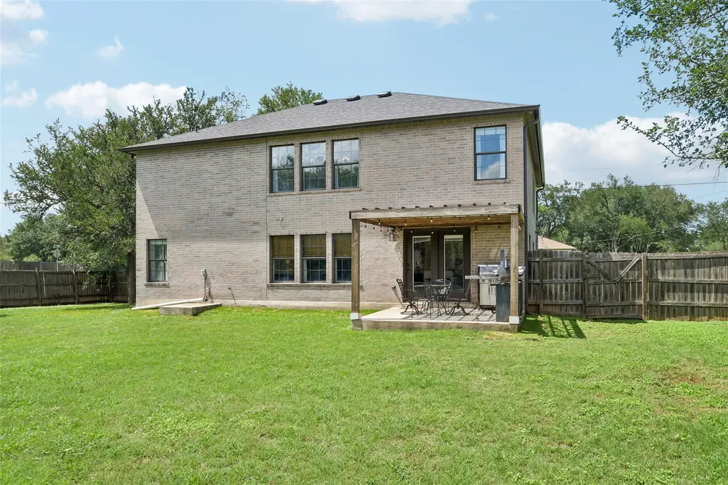 485 Bella Vista Circle Kyle TX 78640