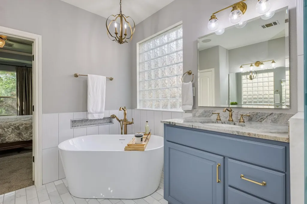 1316 Cassiopeia Way Austin TX 78732