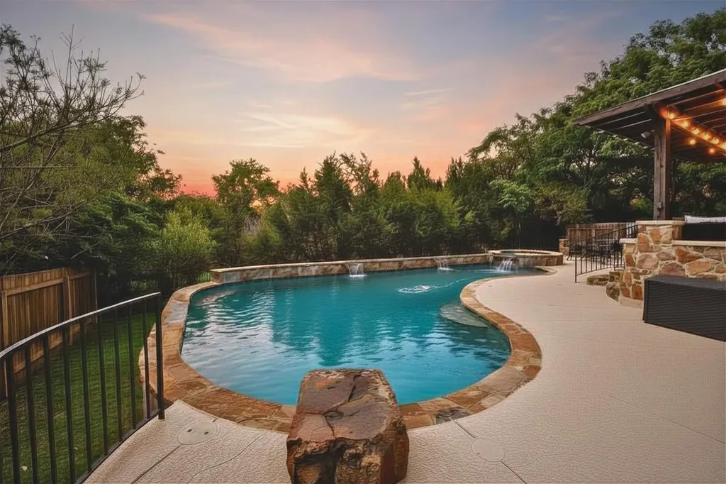1316 Cassiopeia Way Austin TX 78732