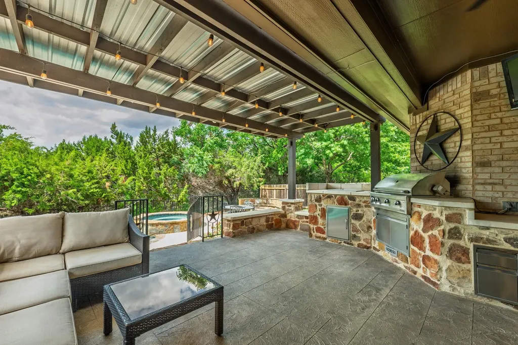 1316 Cassiopeia Way Austin TX 78732
